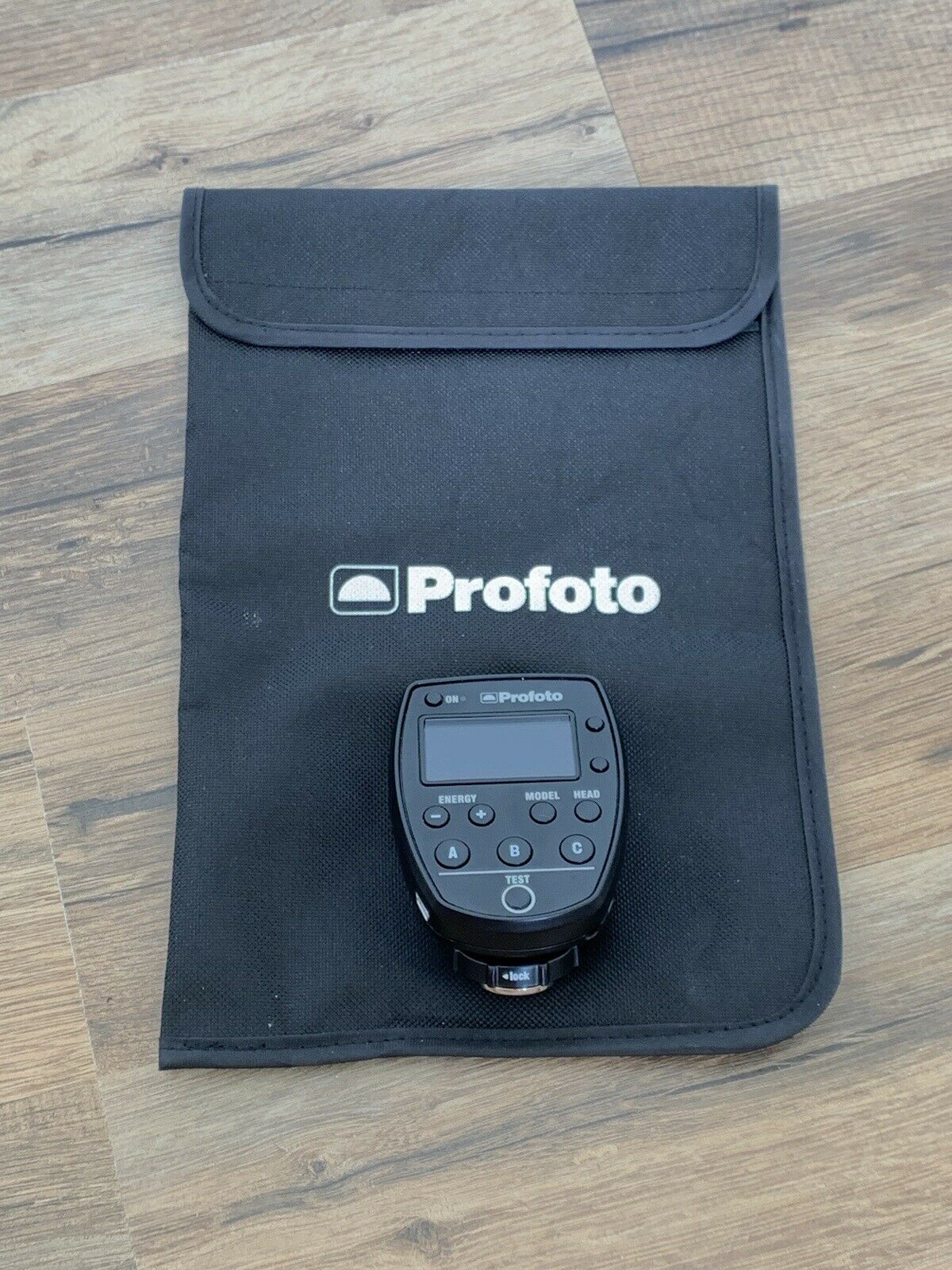 Profoto Ttl-n Air Remote With Case - For Nikon Cameras. In Perfect Condition.